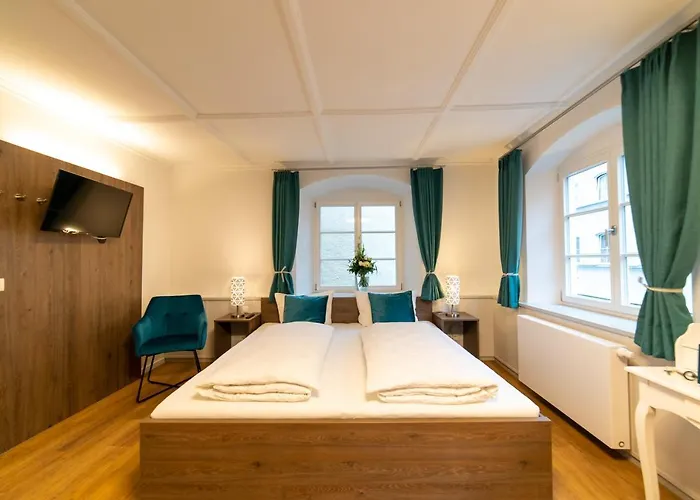 Urban Flair Hotel *